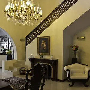 Casa Madonna La Providence Hotel